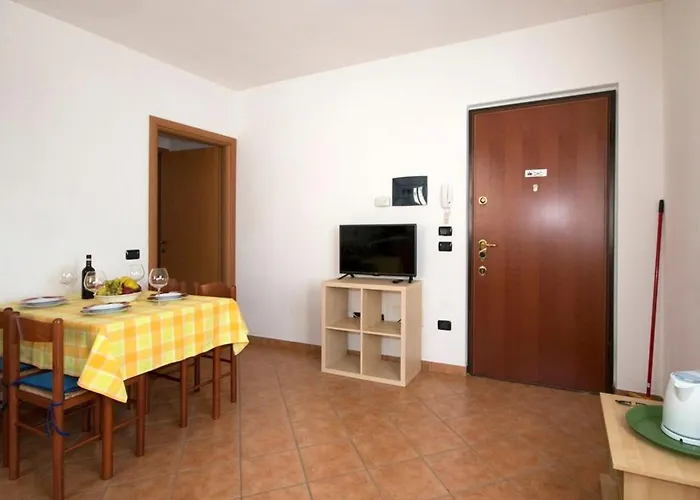 Appartement In Mit Privatem Parkplatz By Interhome Domaso