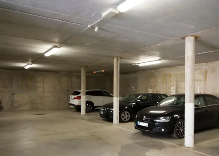 In Mit Privatem Parkplatz By Interhome